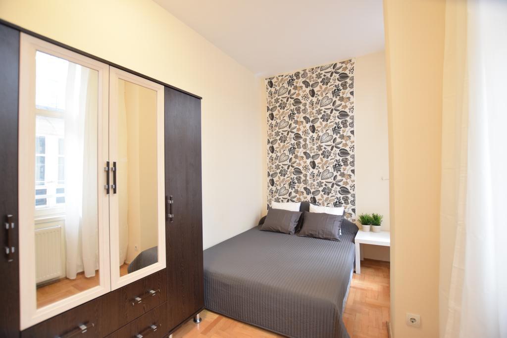 Budget Apartment By Hi5 - Feherhajo Budapest Exterior photo